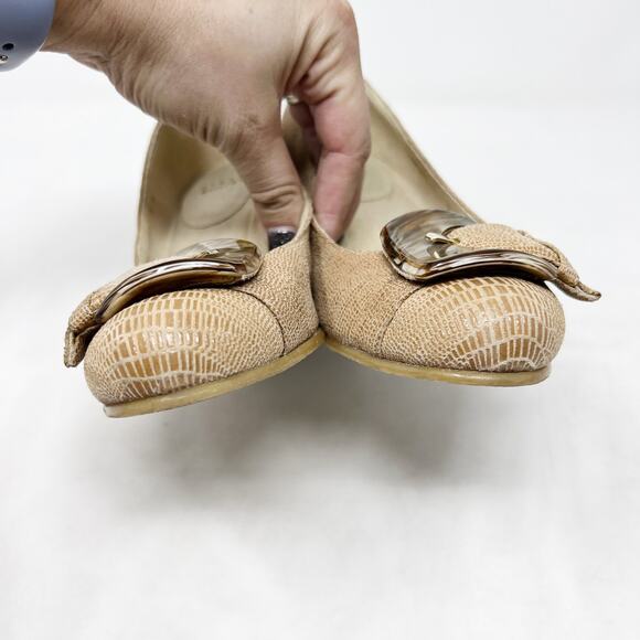 [Stuart Weitzman] Beige Leather Bucalina Tortoiseshell Buckle Round Toe Wedges 6 - Picture 5 of 12